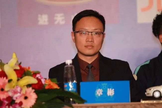 精品久久视频