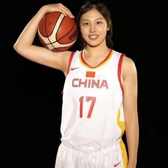 紧身牛仔裤女国产精品