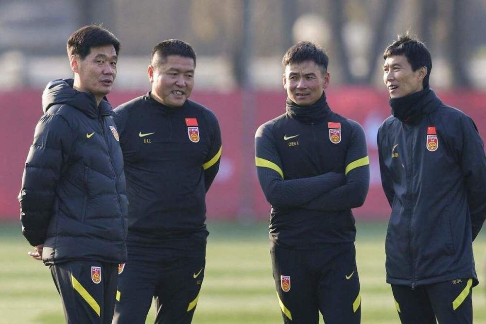 米奥米·库鲁克享受