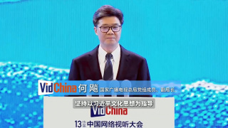 美妇翘起淫臀